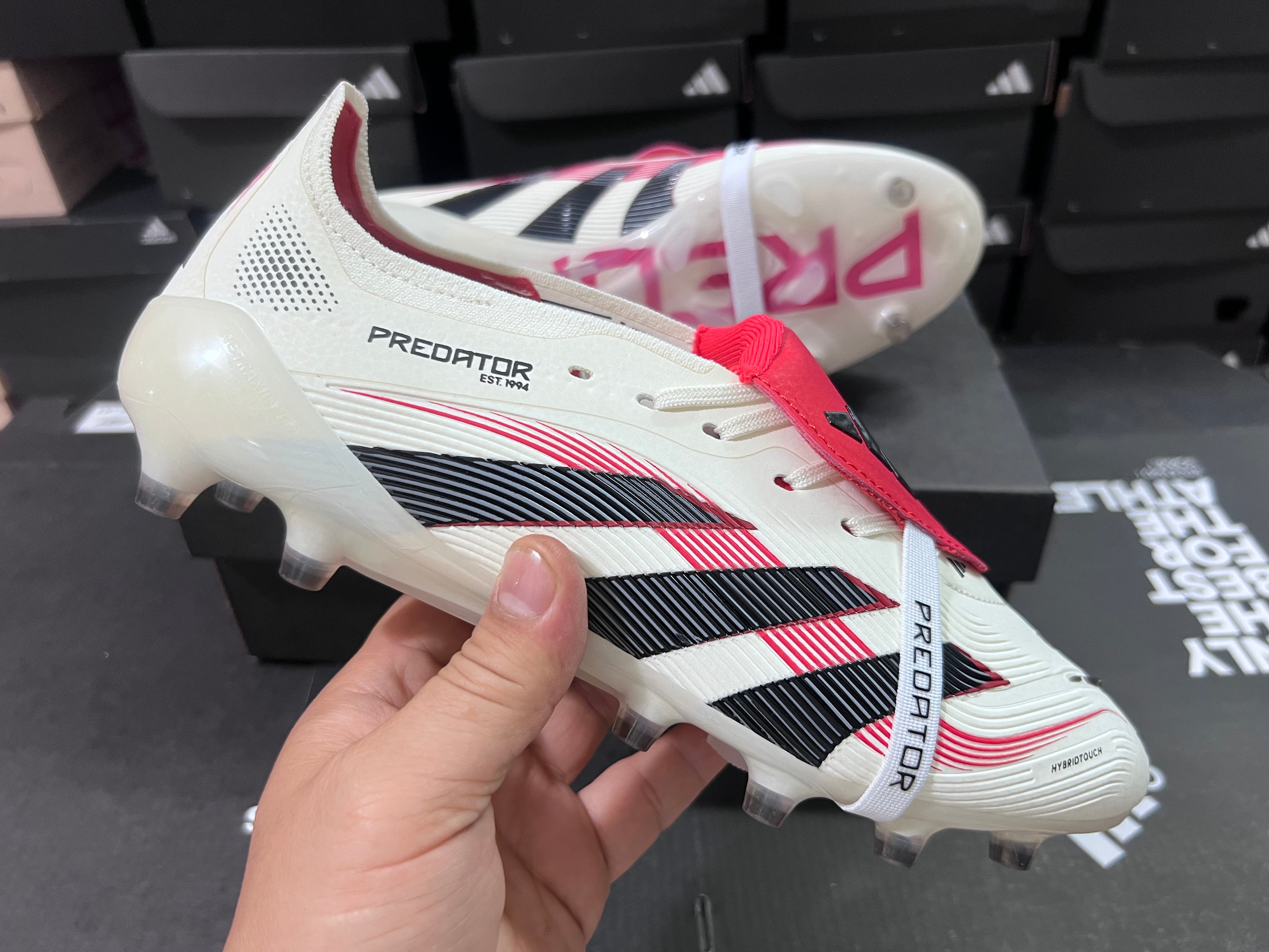 Chuteira Campo Adidas Predator 30 AG Elite + Brindes