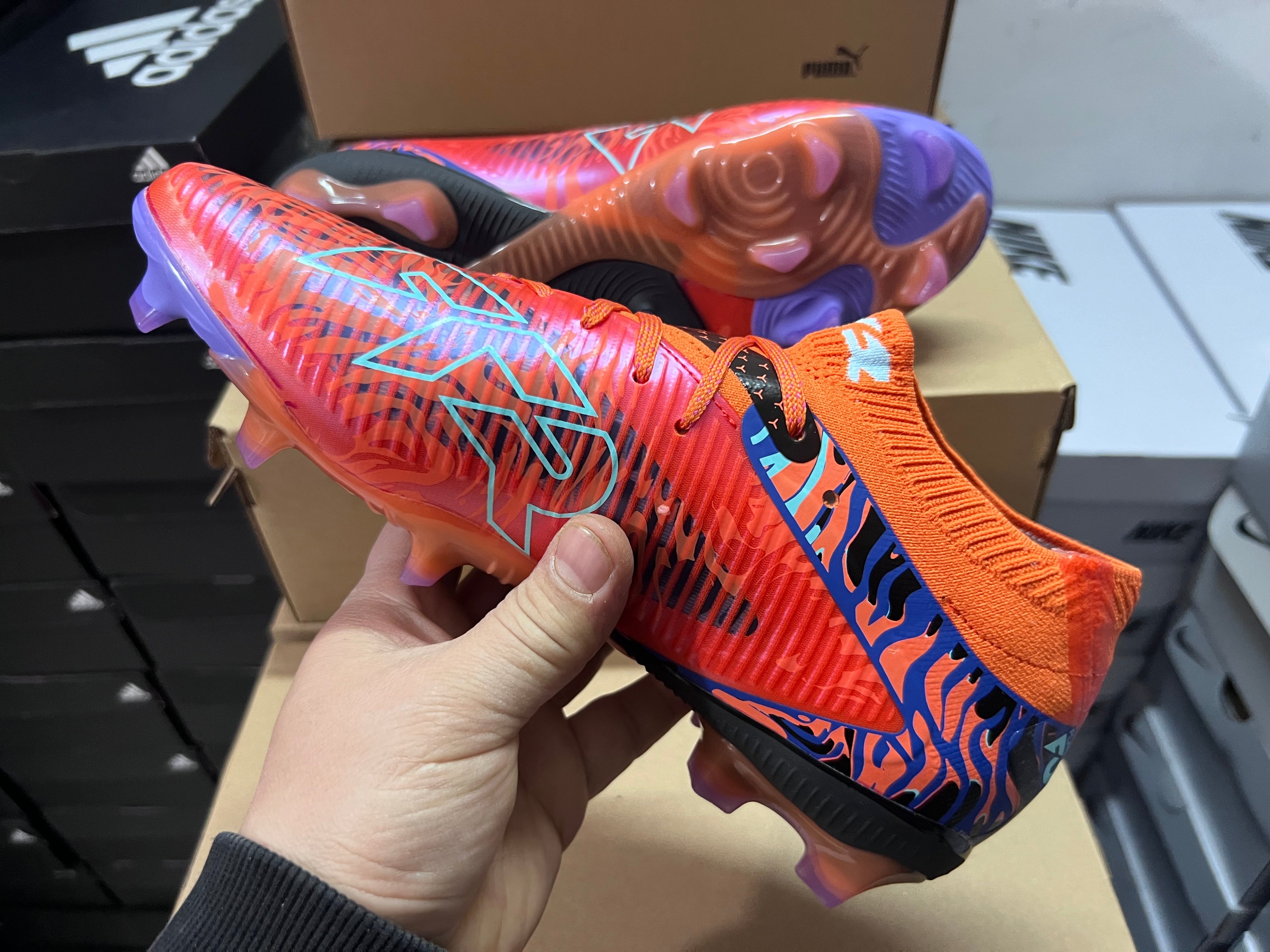 Chuteira Campo Puma Future 8 FG/AG Elite + Brindes (PRONTO ENTREGA)