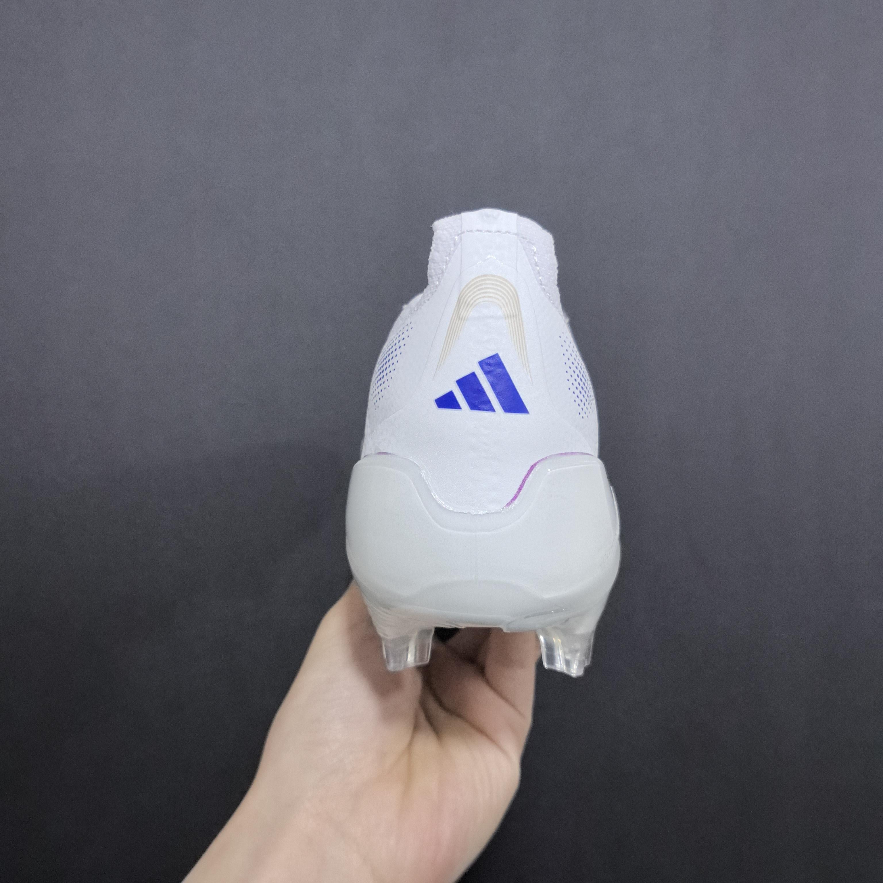 Chuteira Campo Adidas Predator+ FG  Elite + Brindes