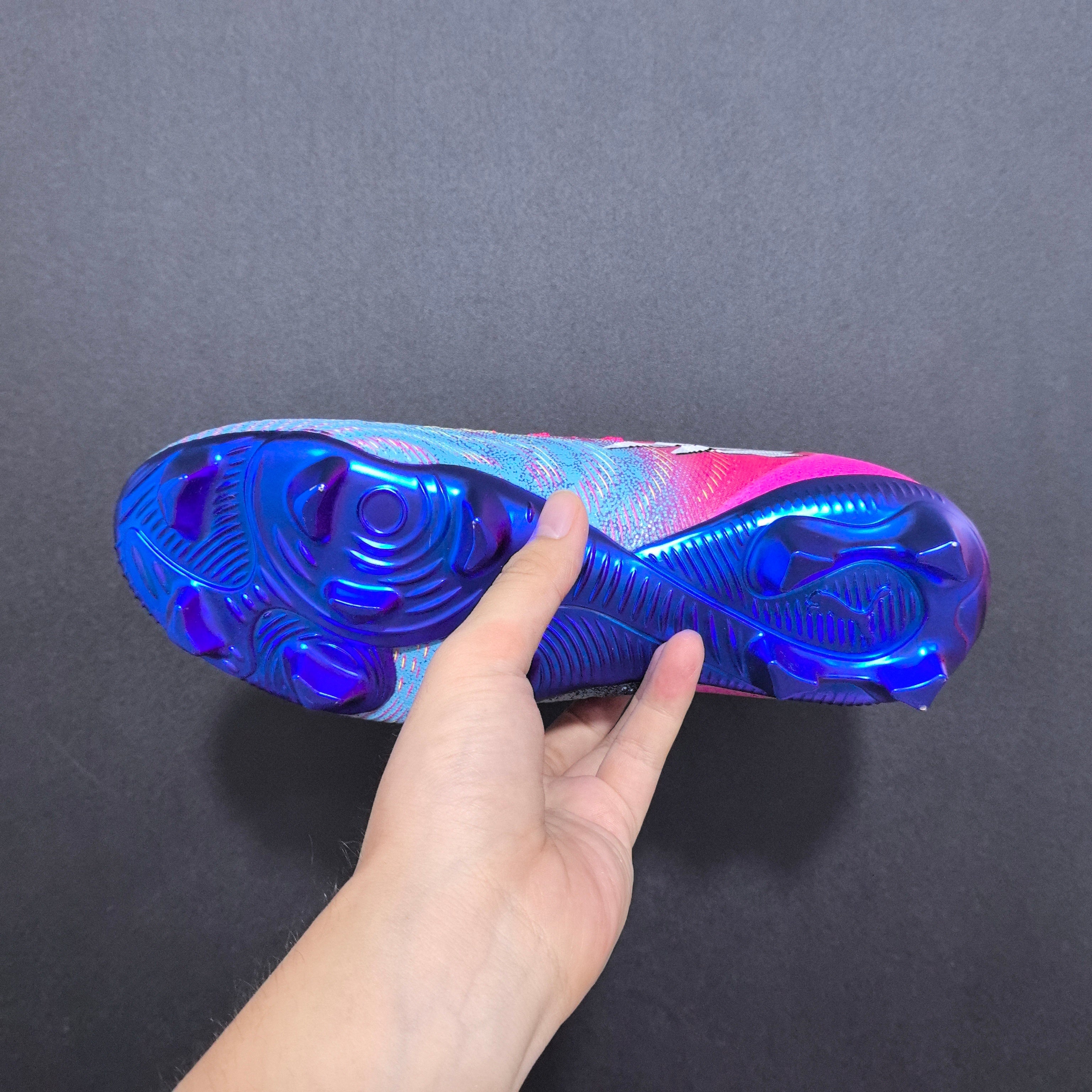 Chuteira Campo Puma Future 8 FG/AG Low Elite + Brindes