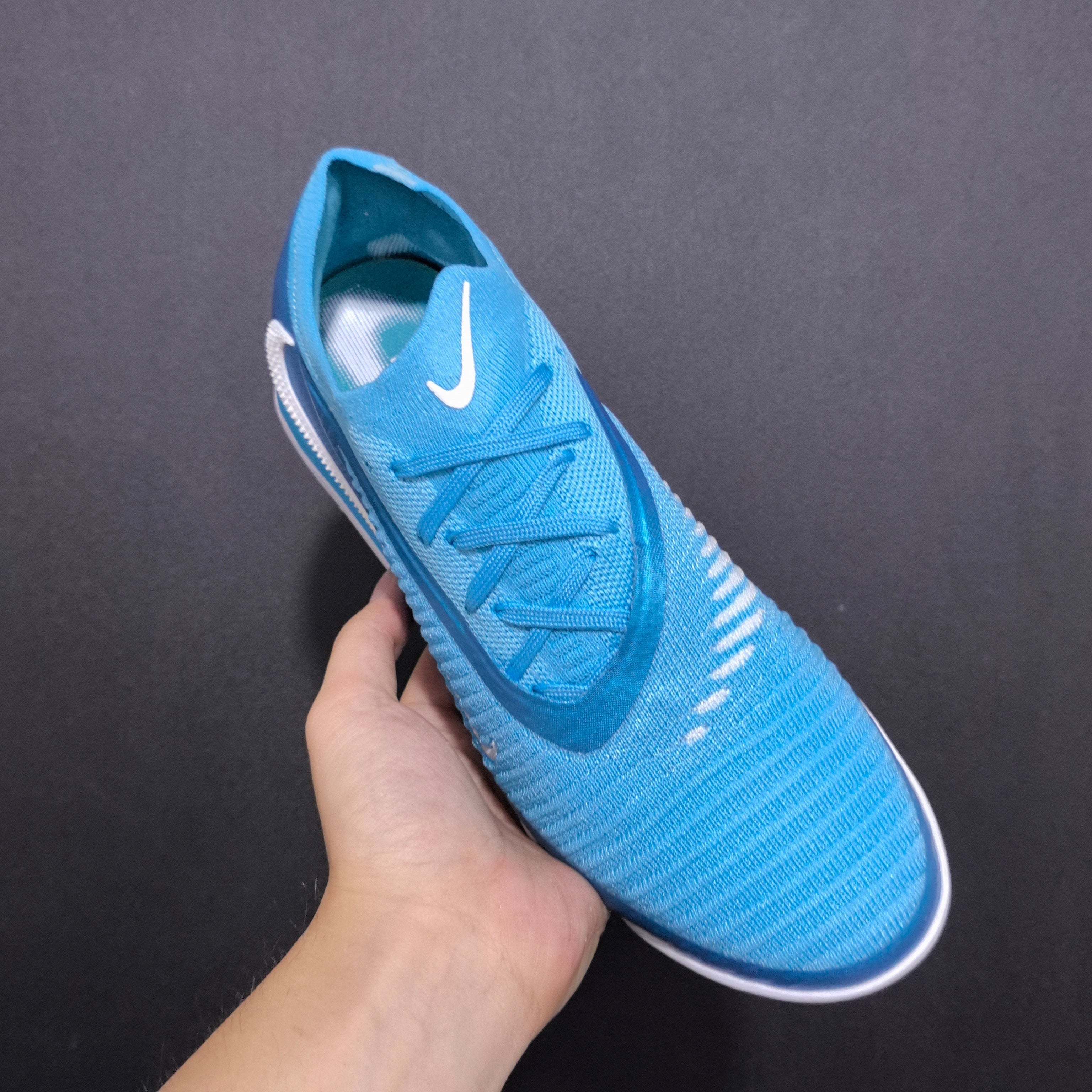 Chuteira Society Nike Phantom GX 6 TF Elite + Brindes