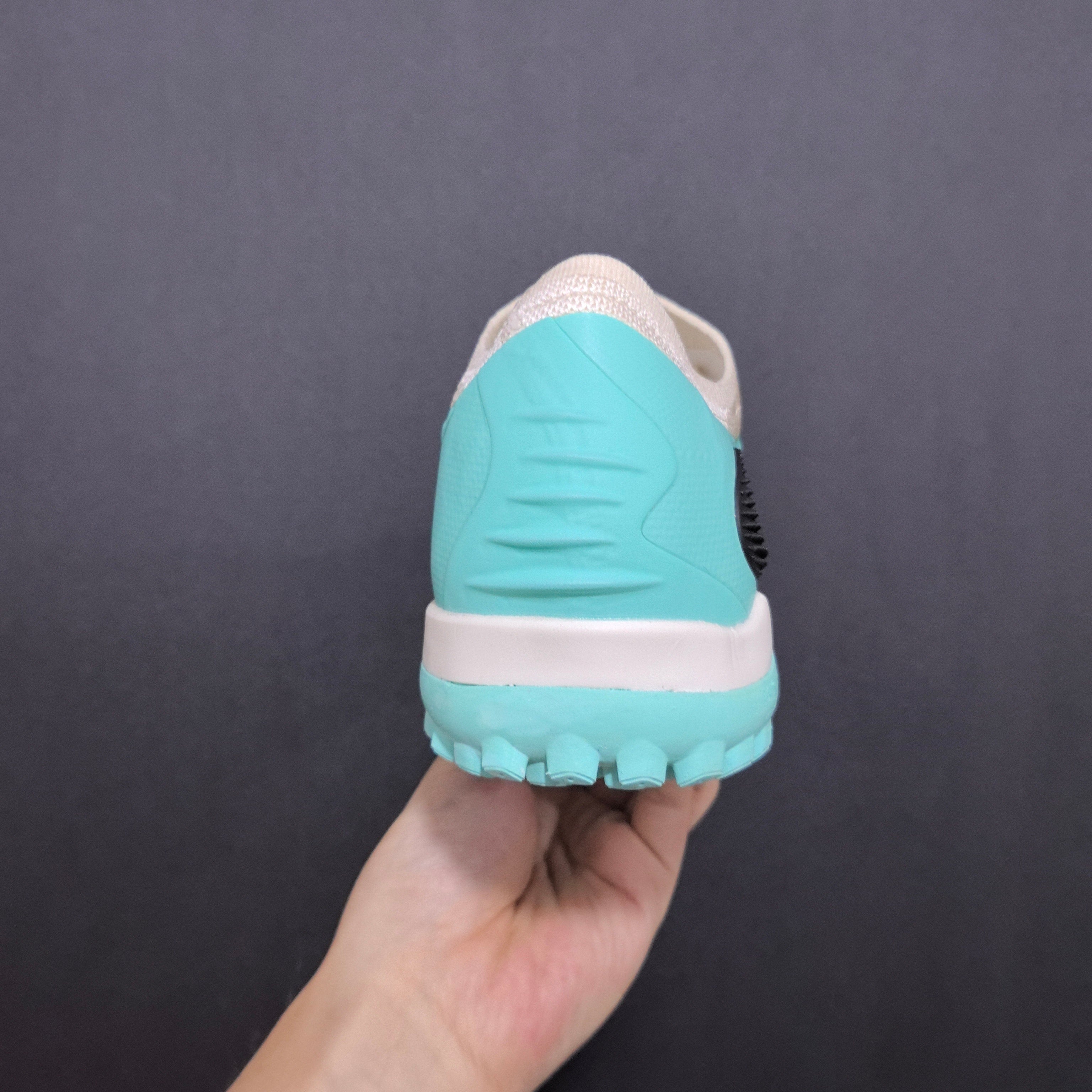 Chuteira Society Nike Phantom GX 6 TF Elite + Brindes