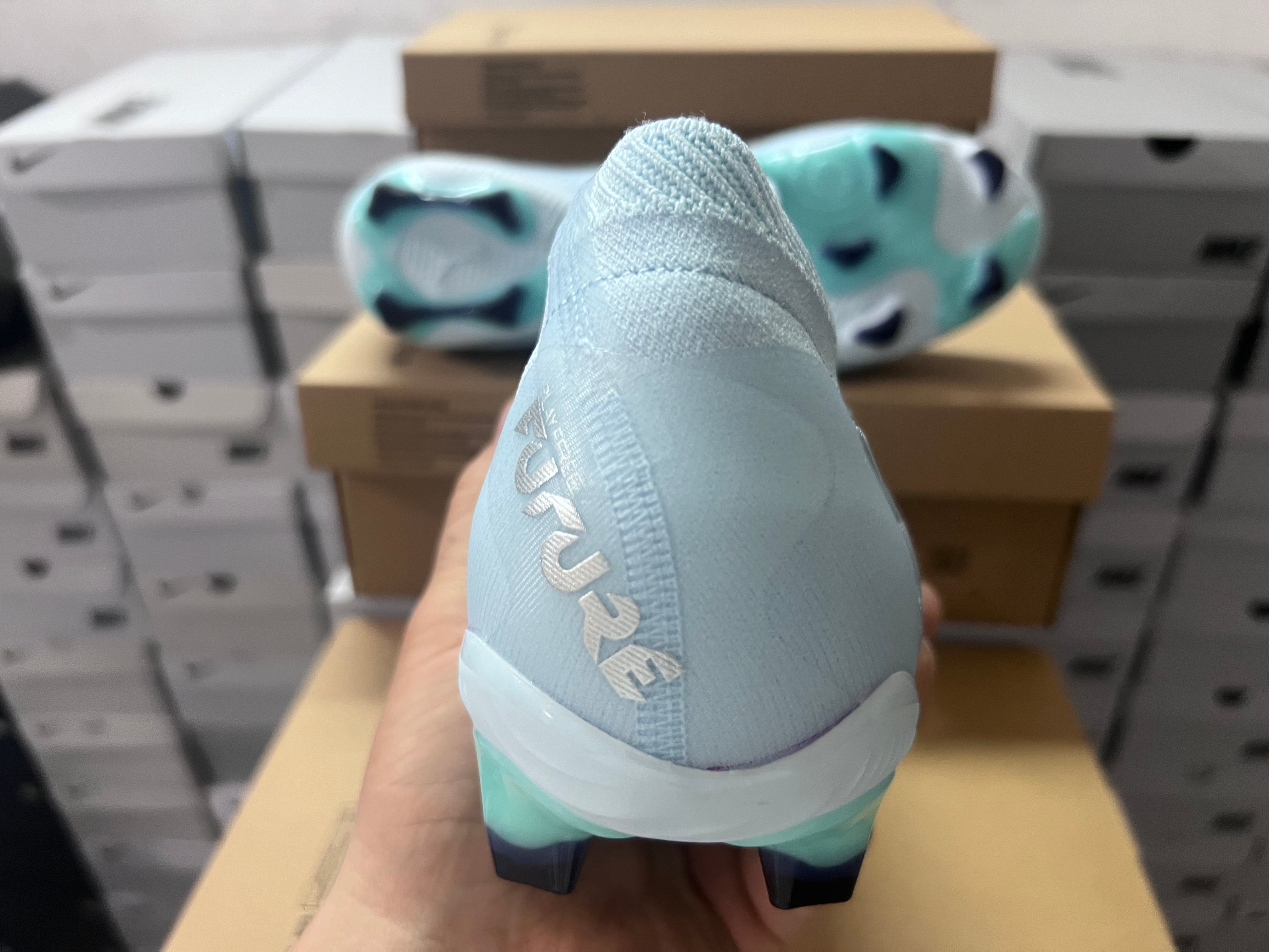 Chuteira Campo Puma Future 8 FG/AG Elite + Brindes