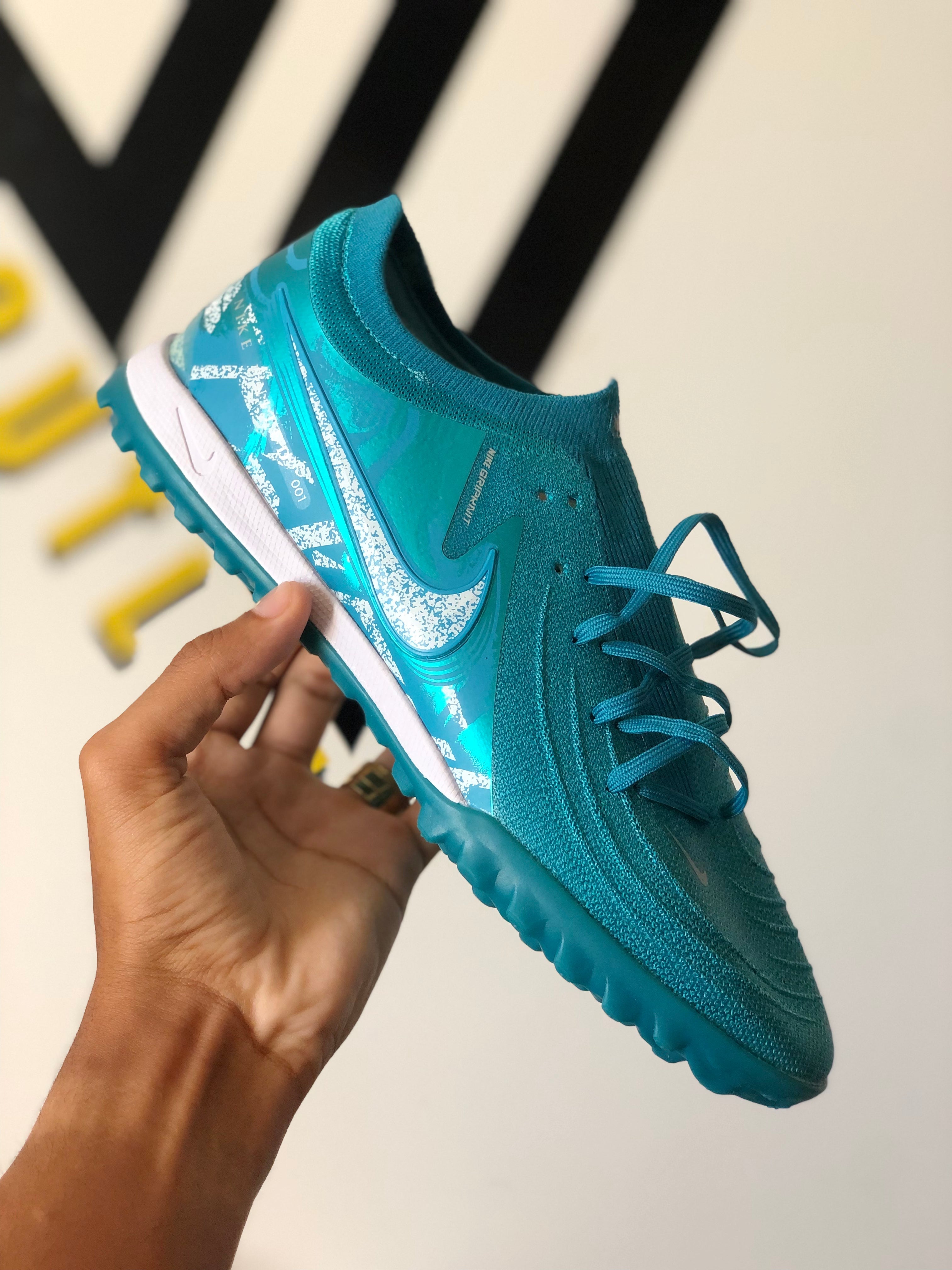 Chuteira Society Nike Phantom Luna TF 2 Elite + Brindes