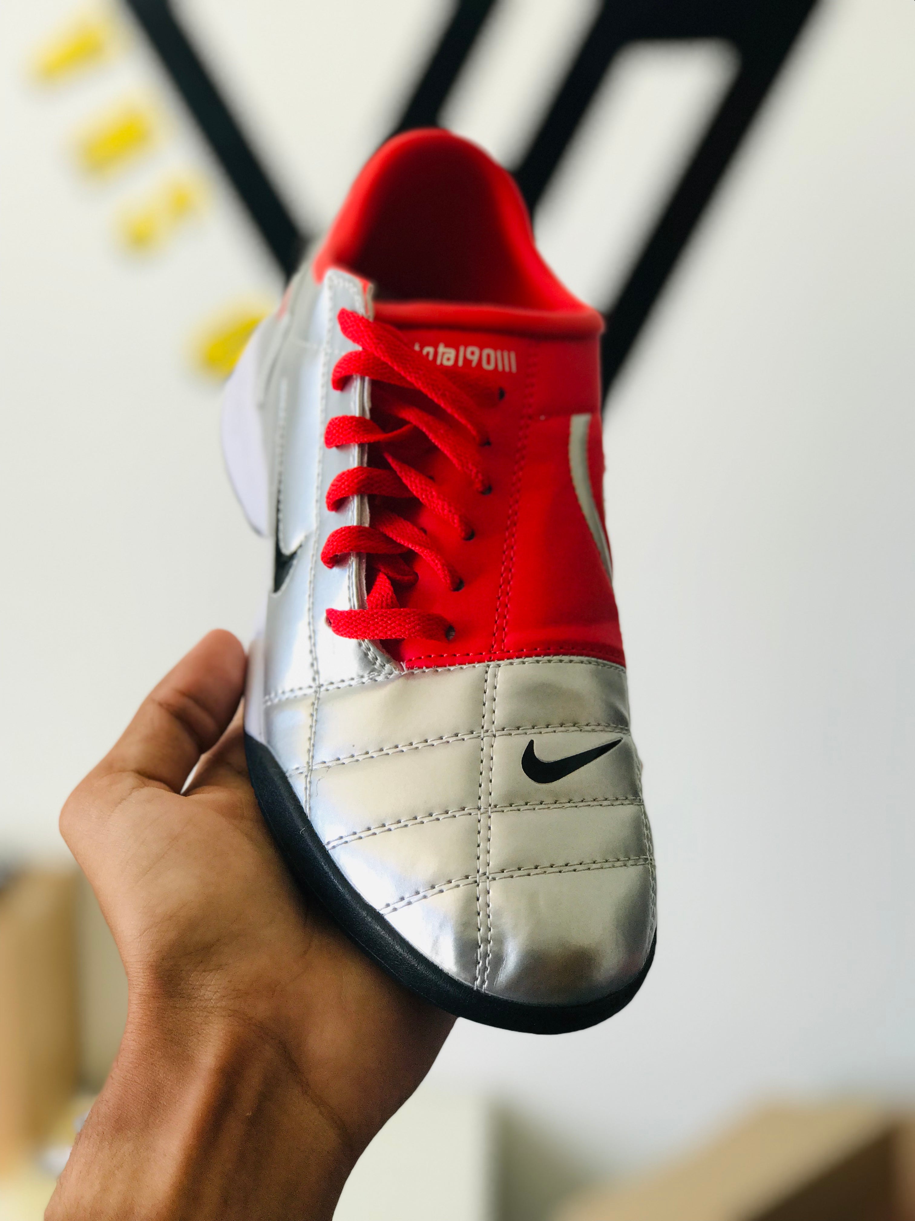 Chuteira Society Nike Total 90 TF + Brindes