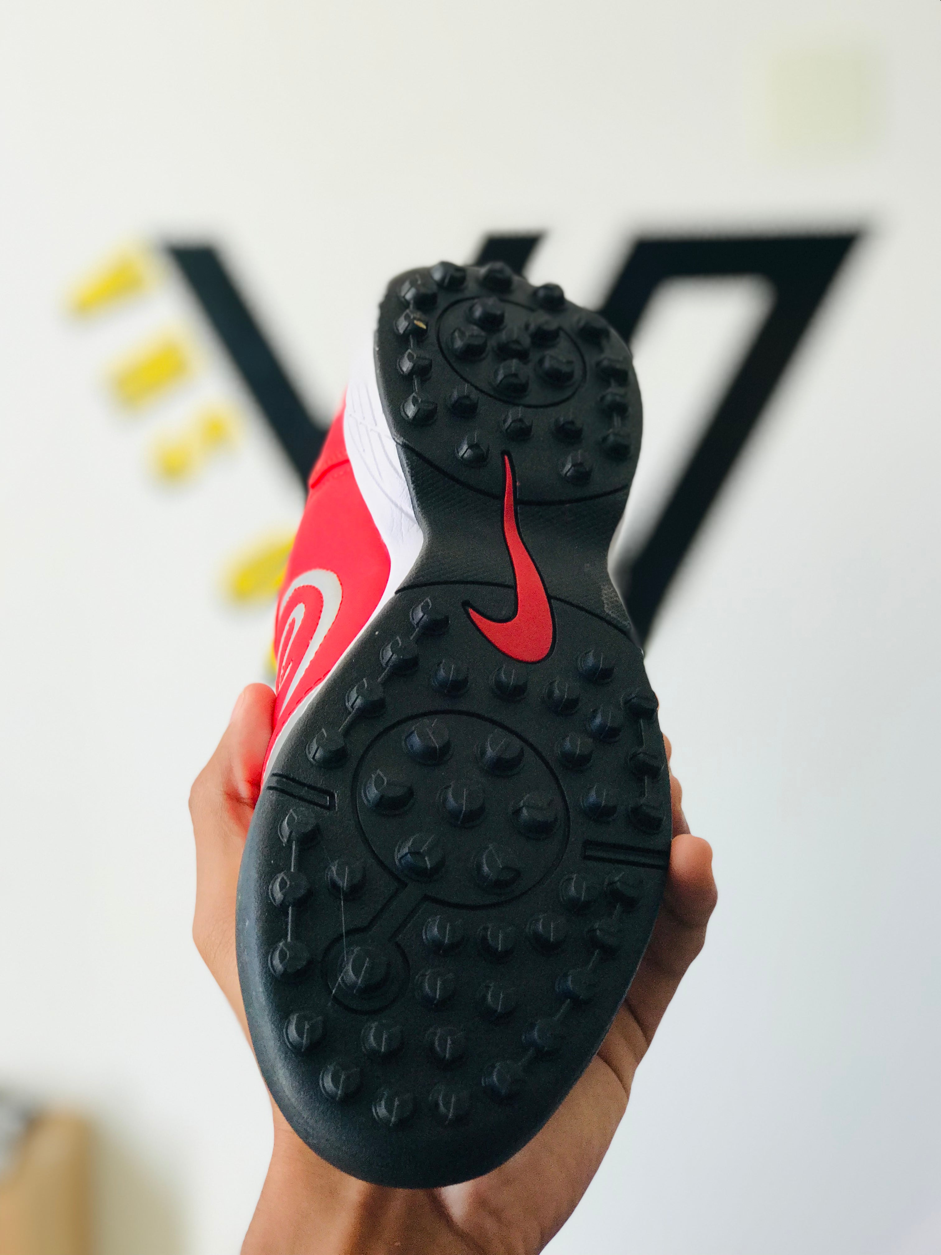 Chuteira Society Nike Total 90 TF + Brindes