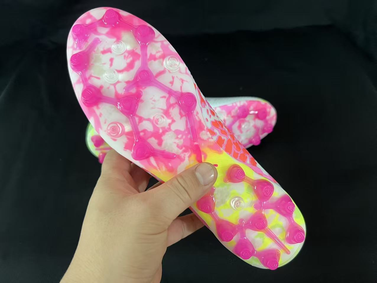 Chuteira Society Puma Future 8 MG Elite + Brindes