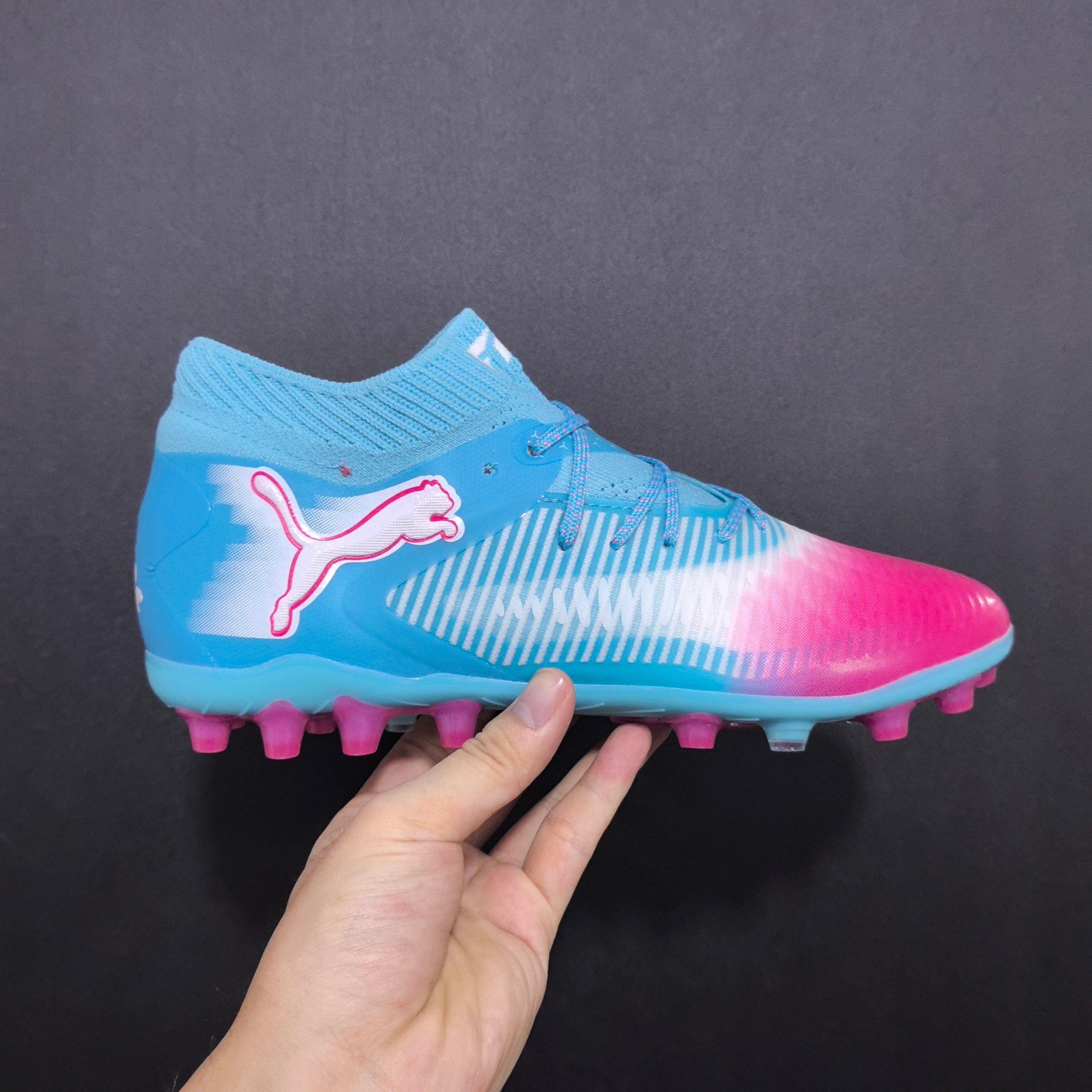 Chuteira Society Puma Future 8 MG Elite + Brindes