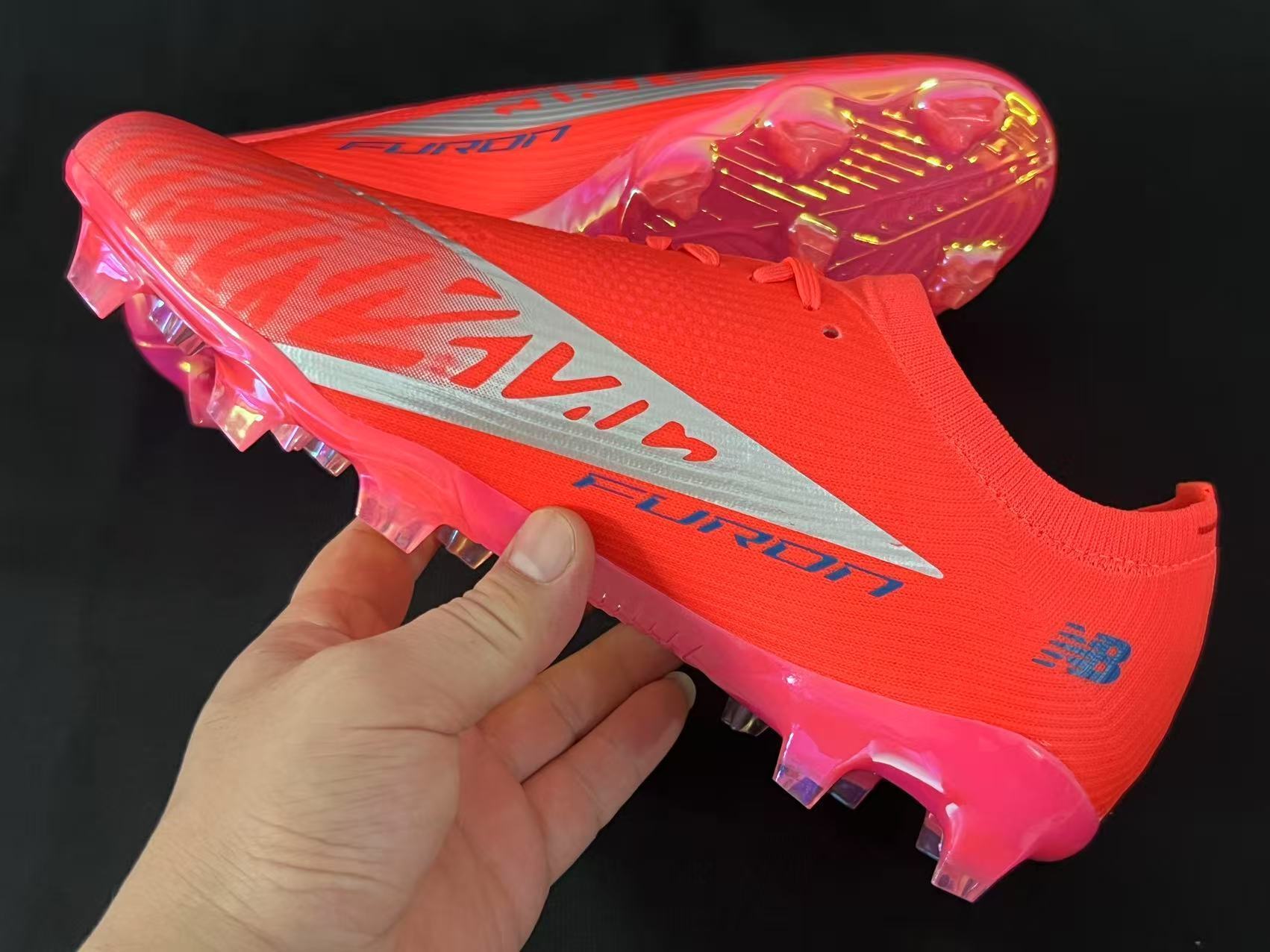 Chuteira Campo New Balance Furon V8  FG Elite + Brindes