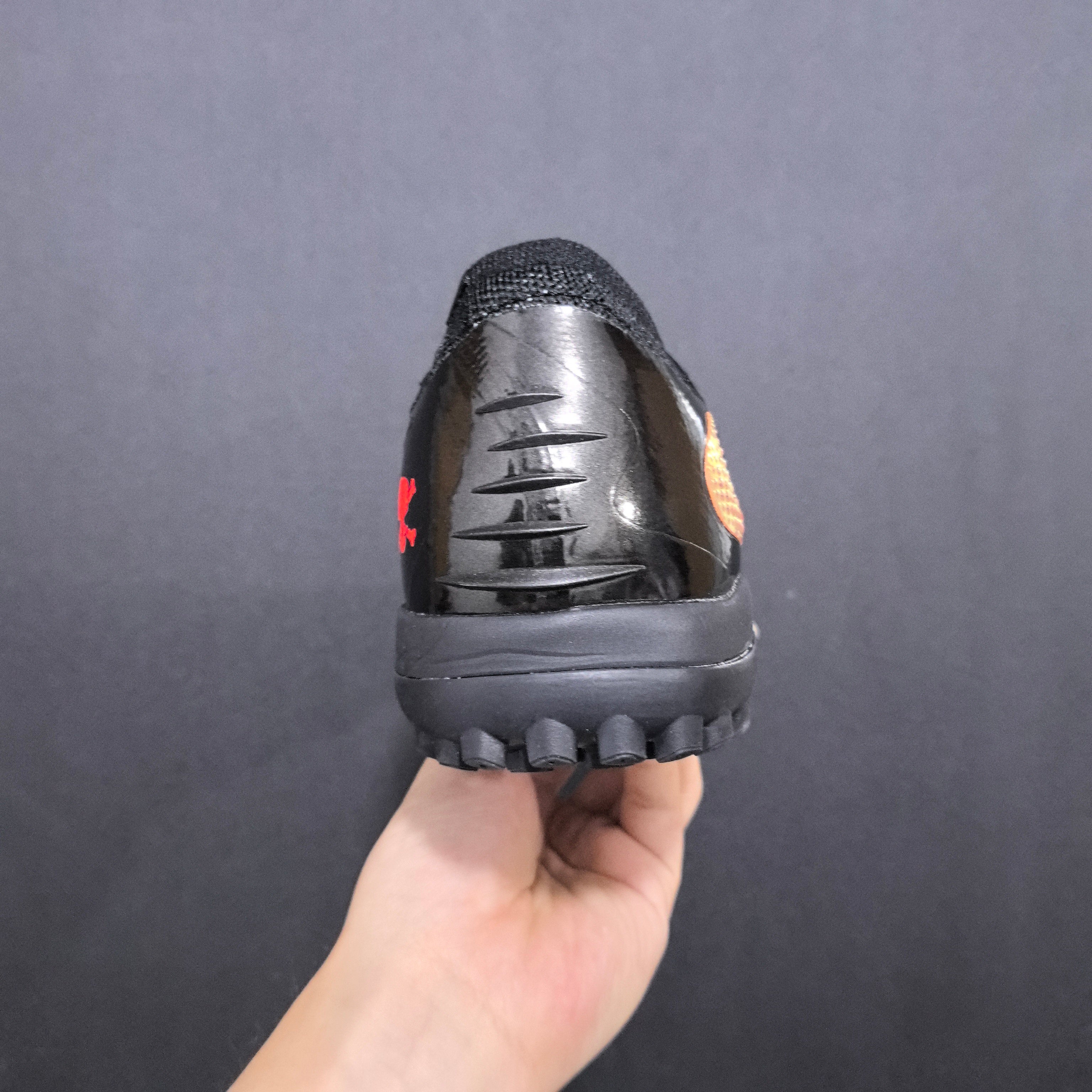 Chuteira Society Nike Phantom GX 6 TF Elite + Brindes