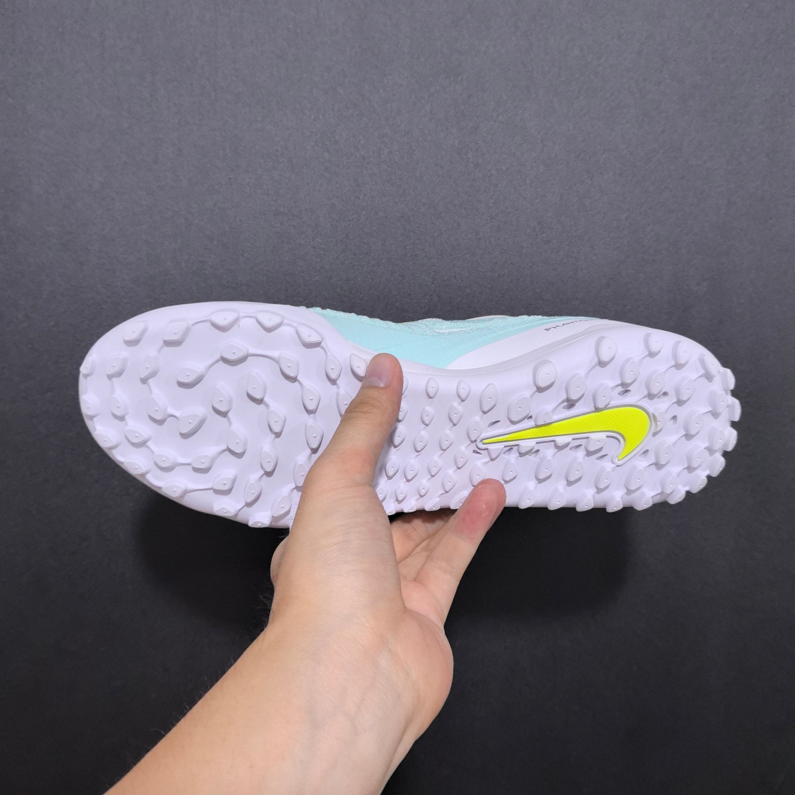 Chuteira Society Nike Phantom GX 6 TF Elite + Brindes