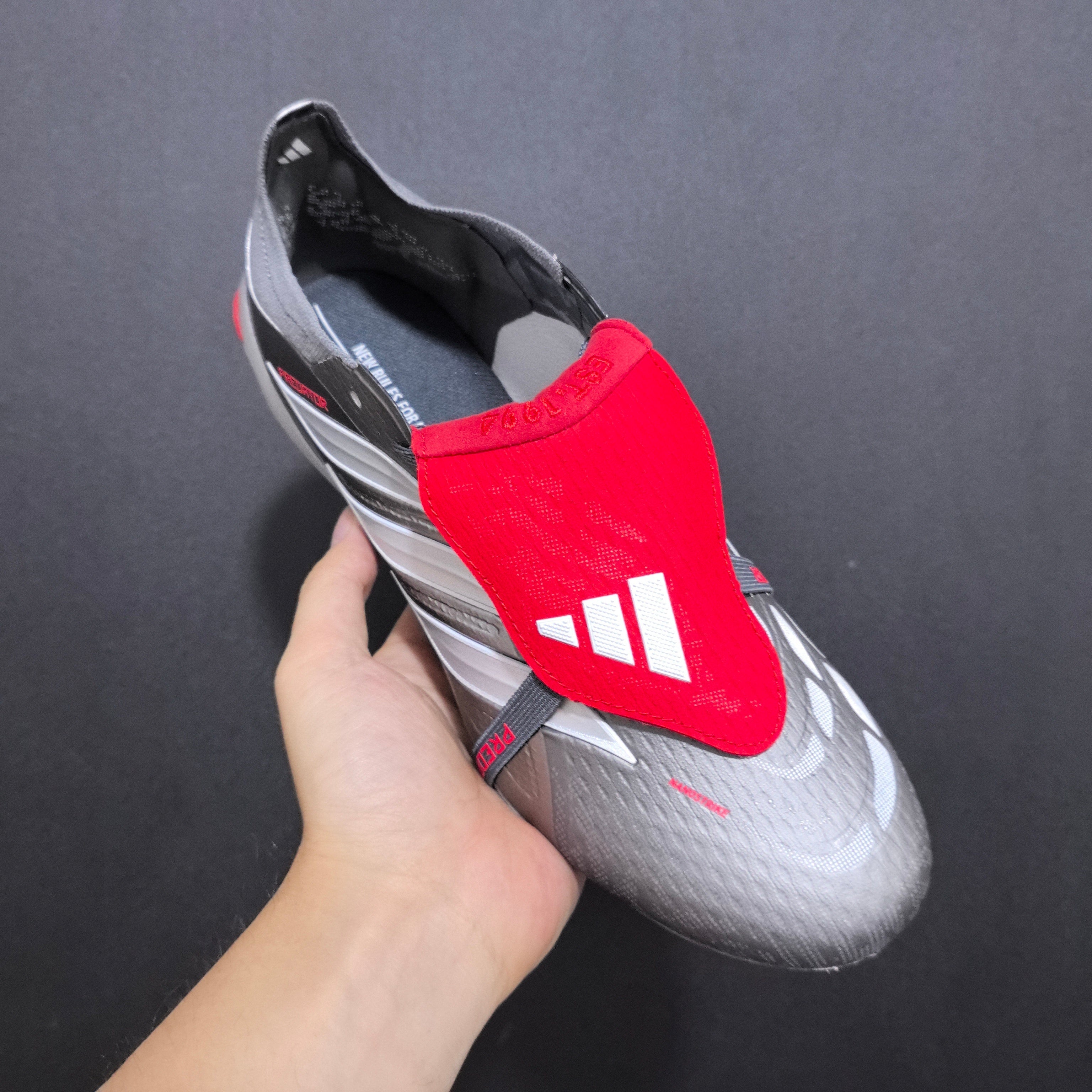 Chuteira Campo Adidas Predator 26 FG Elite + Brindes