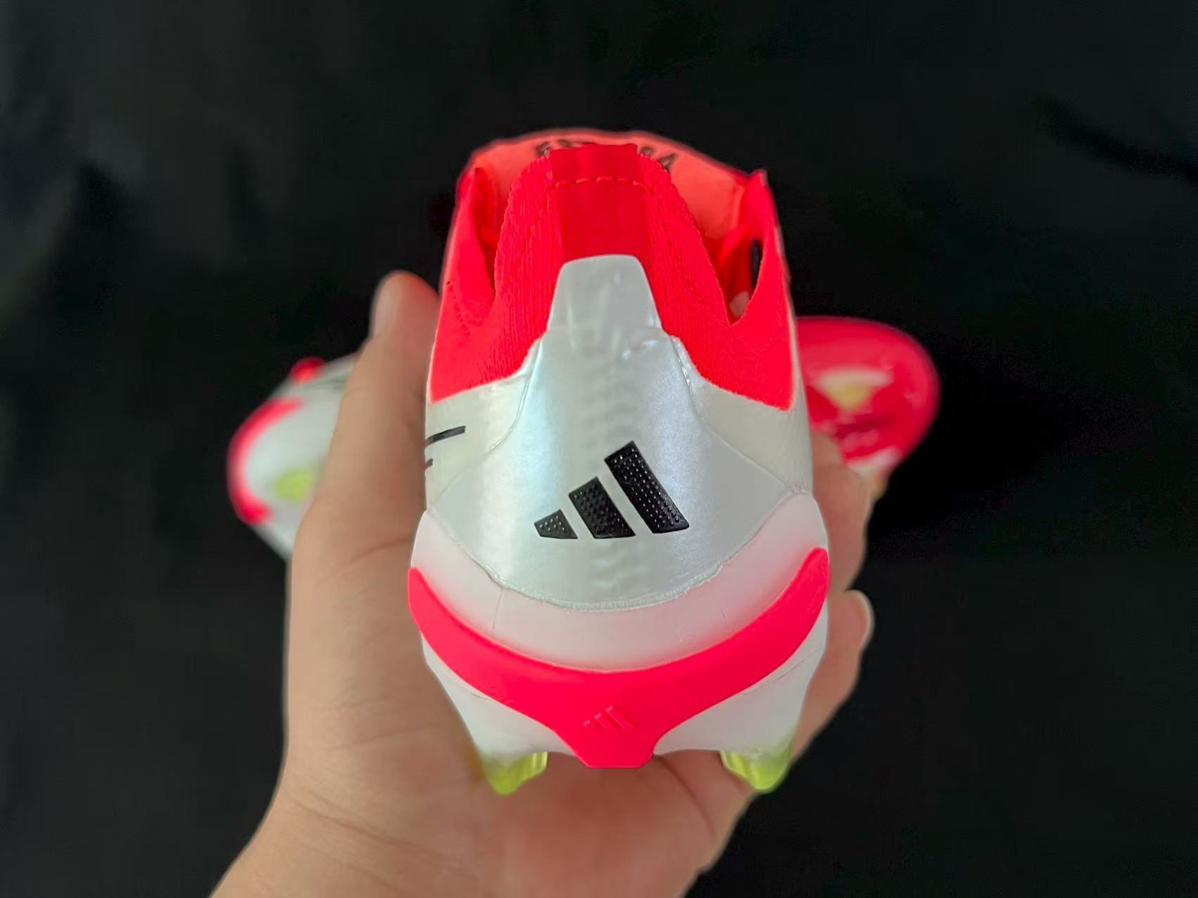 Chuteira Campo Adidas Predator 26 FG Elite + Brindes