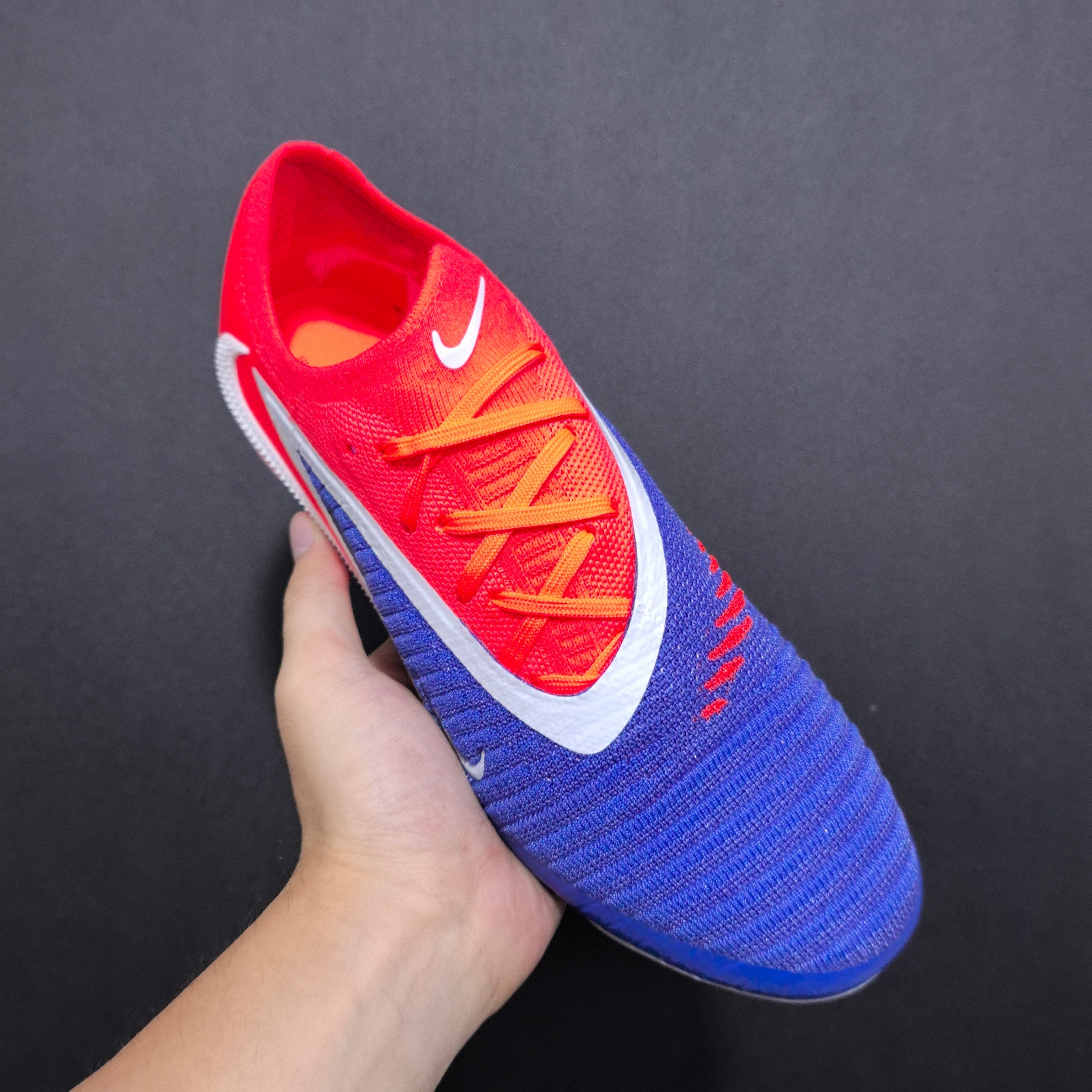 Chuteira Campo Nike Phantom GX 6 FG Elite + Brindes