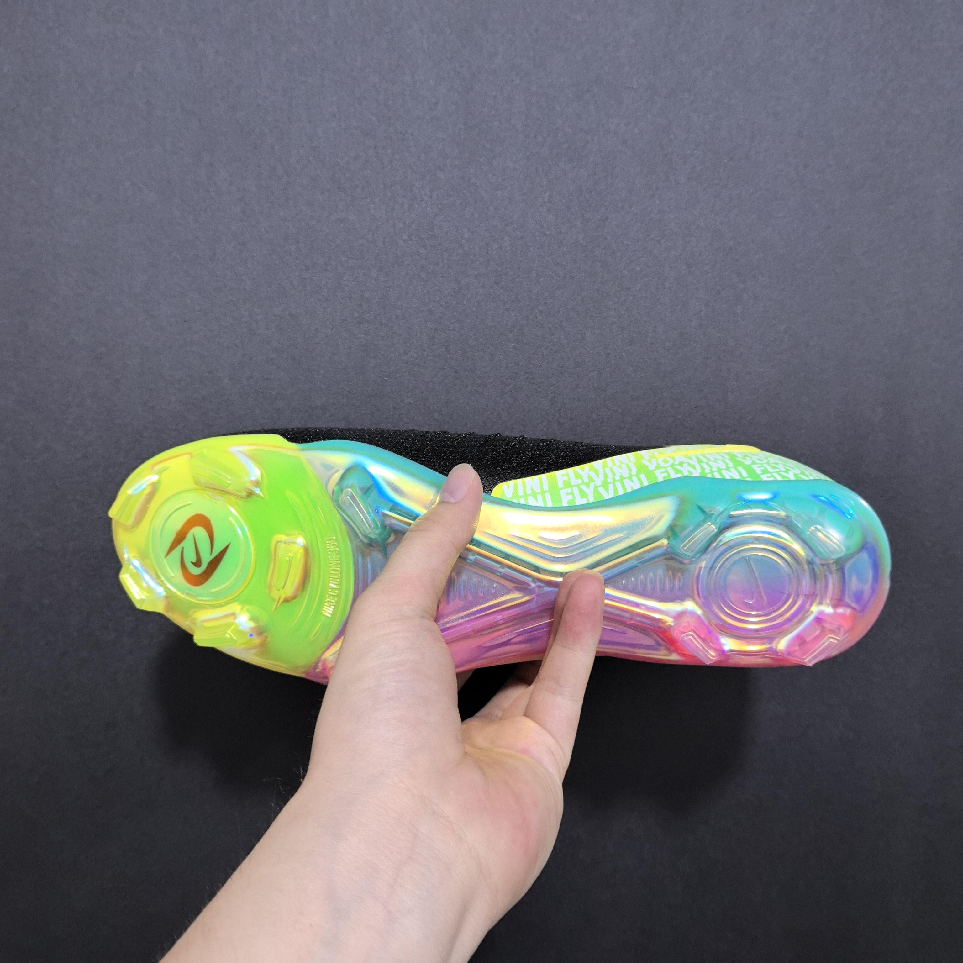 Chuteira Campo Nike Phantom Luna 2 Elite + Brindes