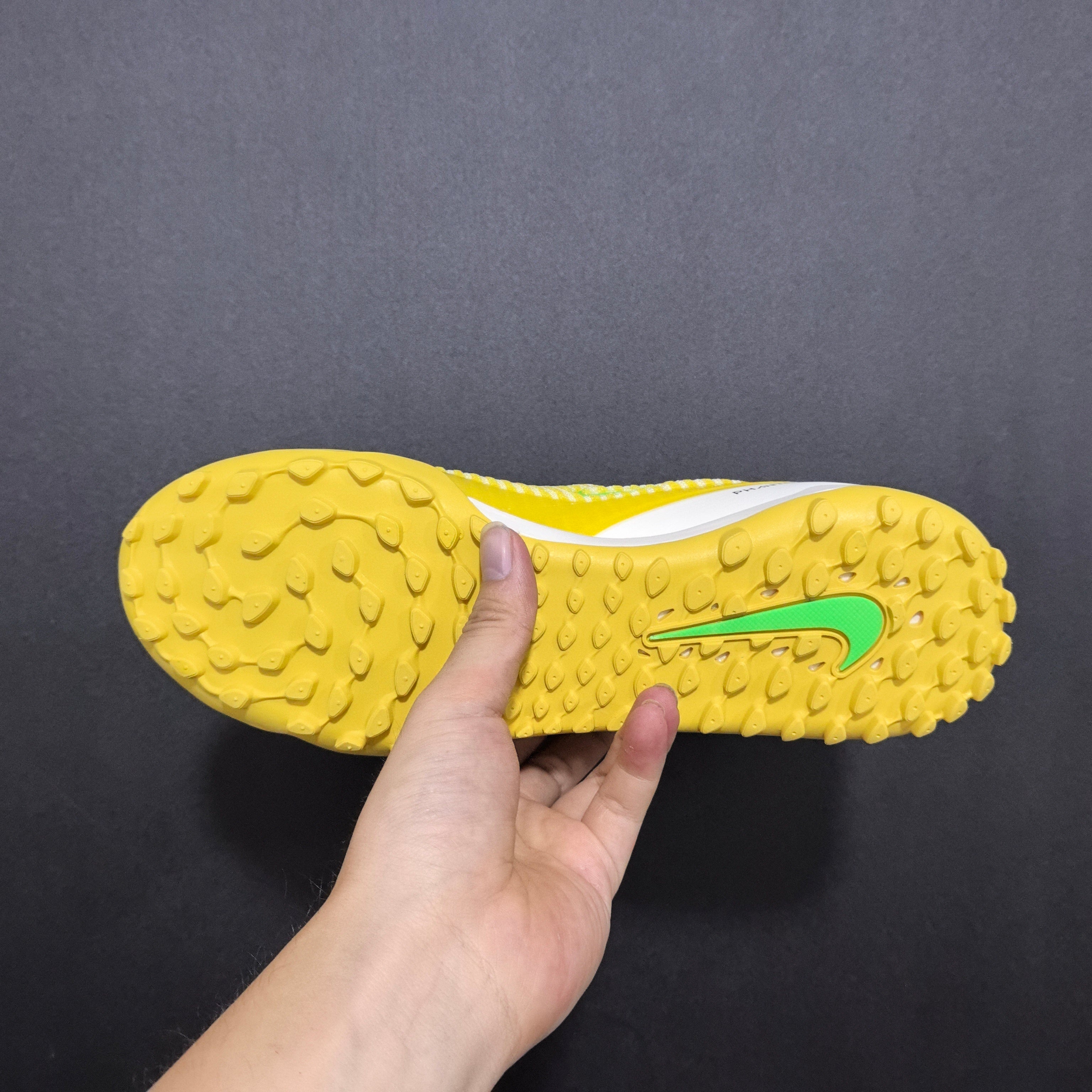 Chuteira Society Nike Phantom GX 6 TF Elite + Brindes