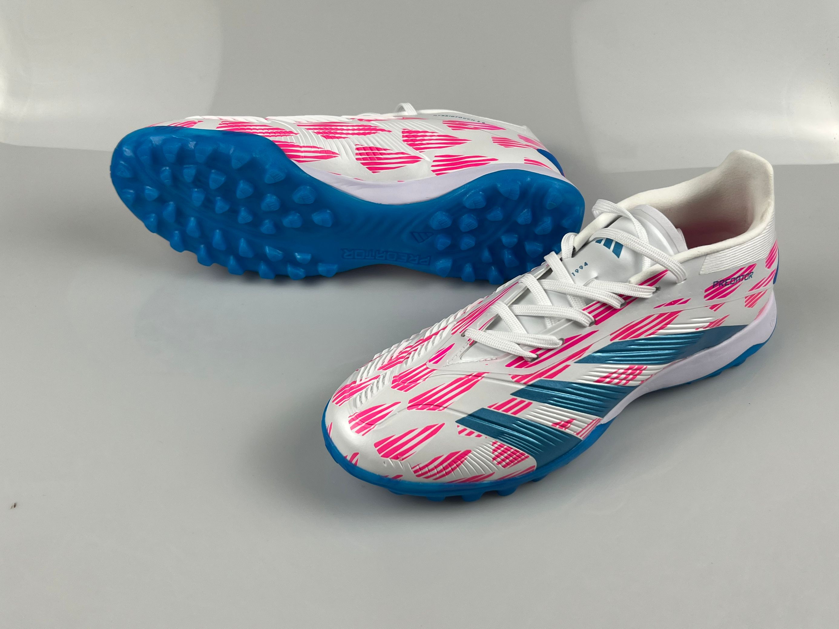 Chuteira Society Adidas Predator TF Elite + Brindes