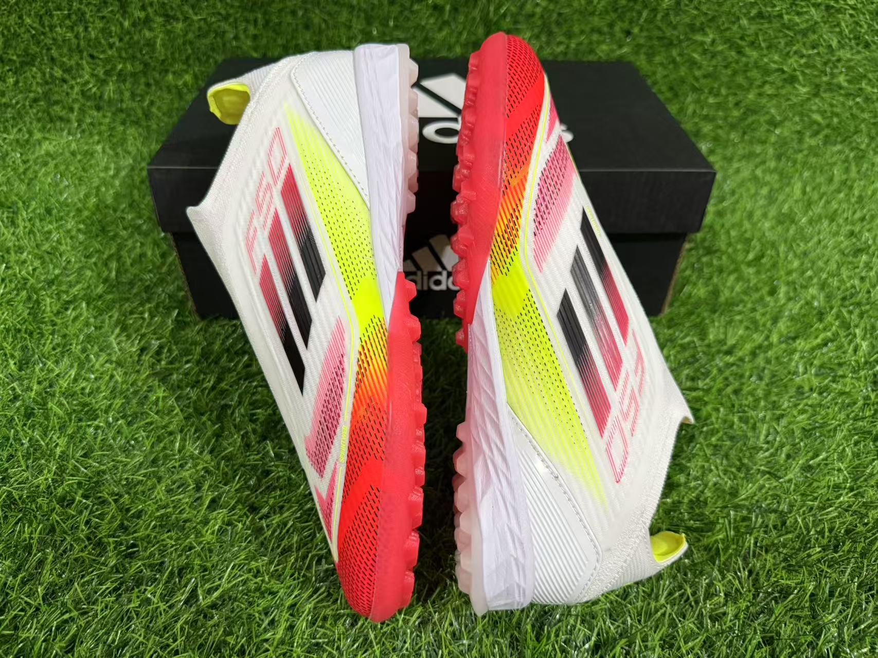 Chuteira Society Adidas X F50+ TF Elite + Brindes