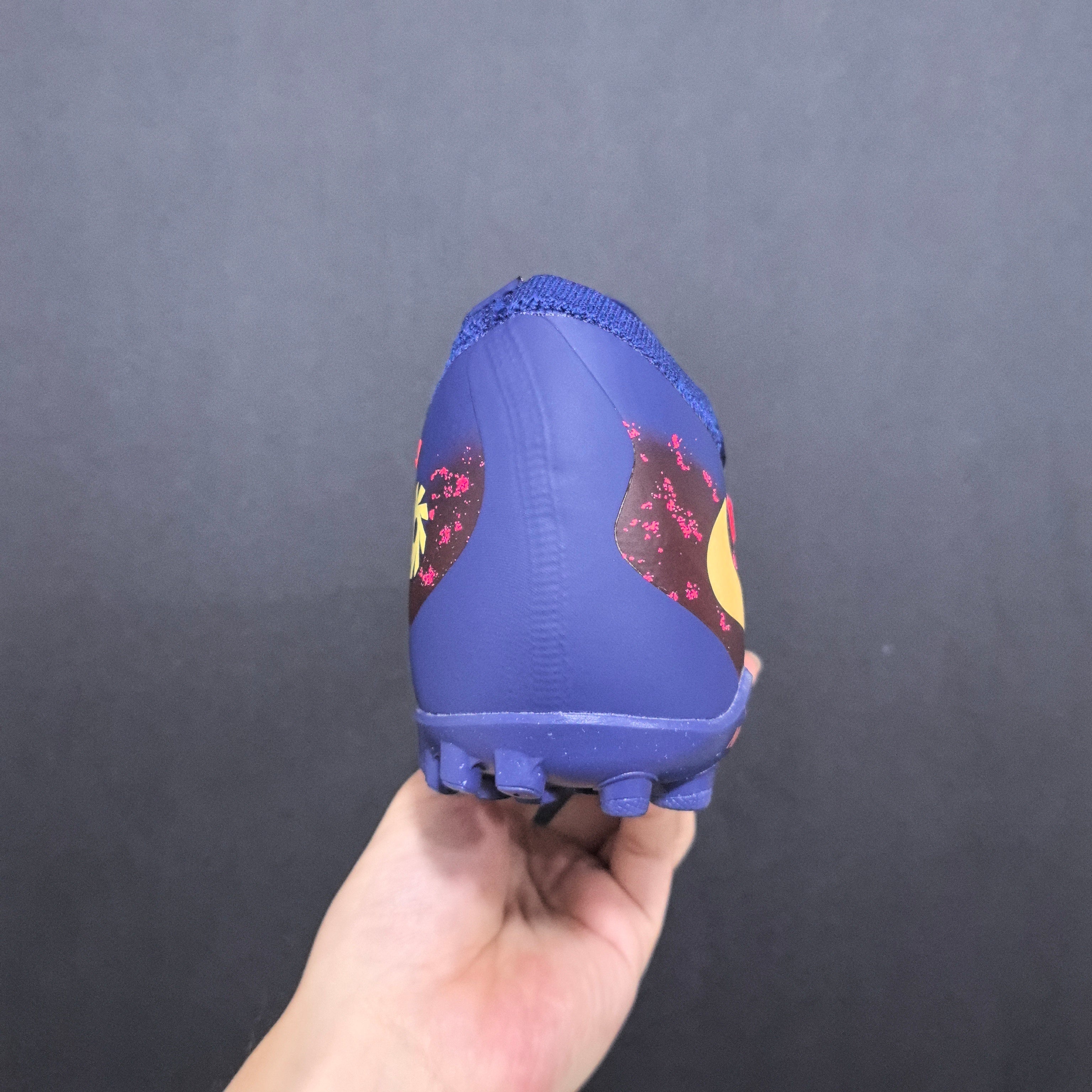 Chuteira Society Nike Phantom GX 6 TF Elite + Brindes