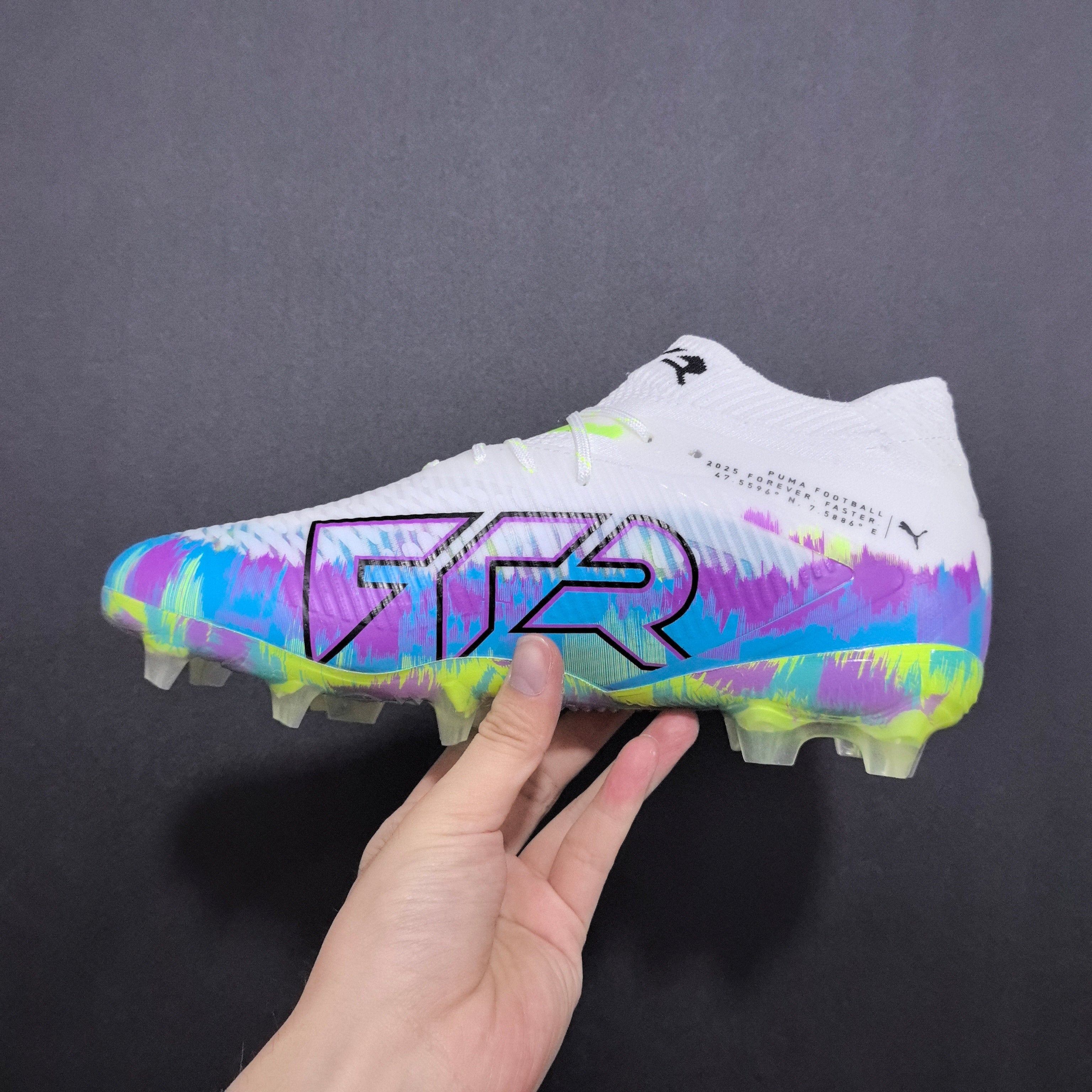 Chuteira Campo Puma Future 8 FG/AG Elite + Brindes