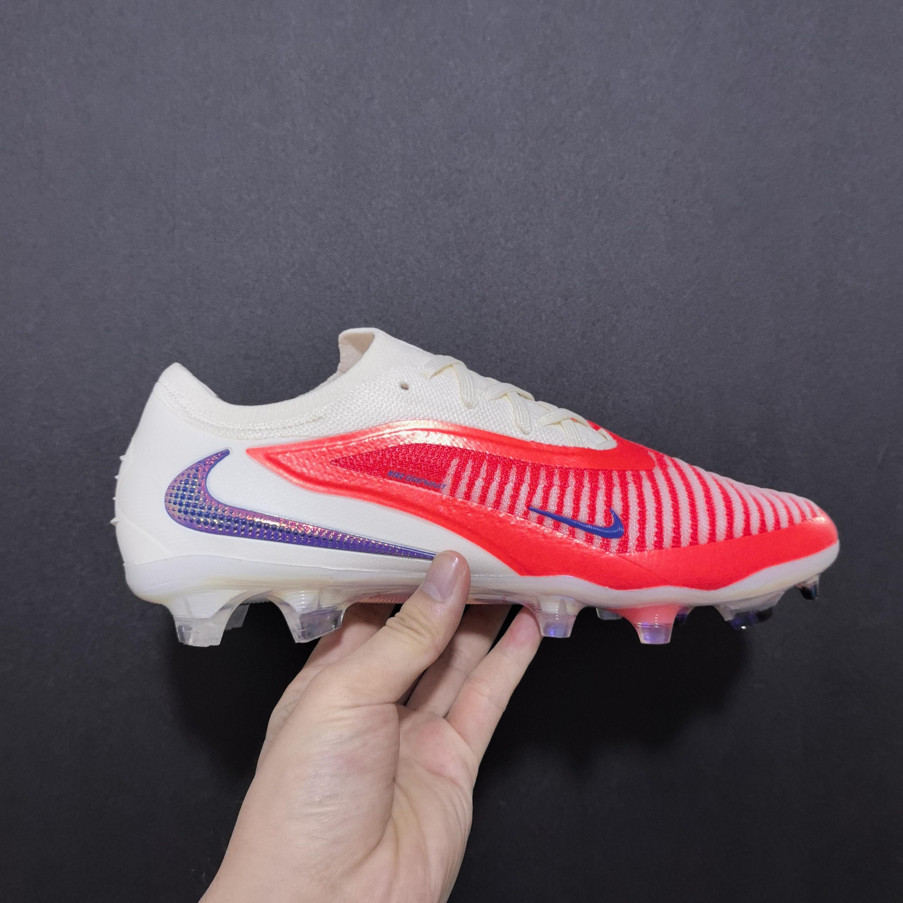 Chuteira Campo Nike Phantom GX 6 FG Elite + Brindes