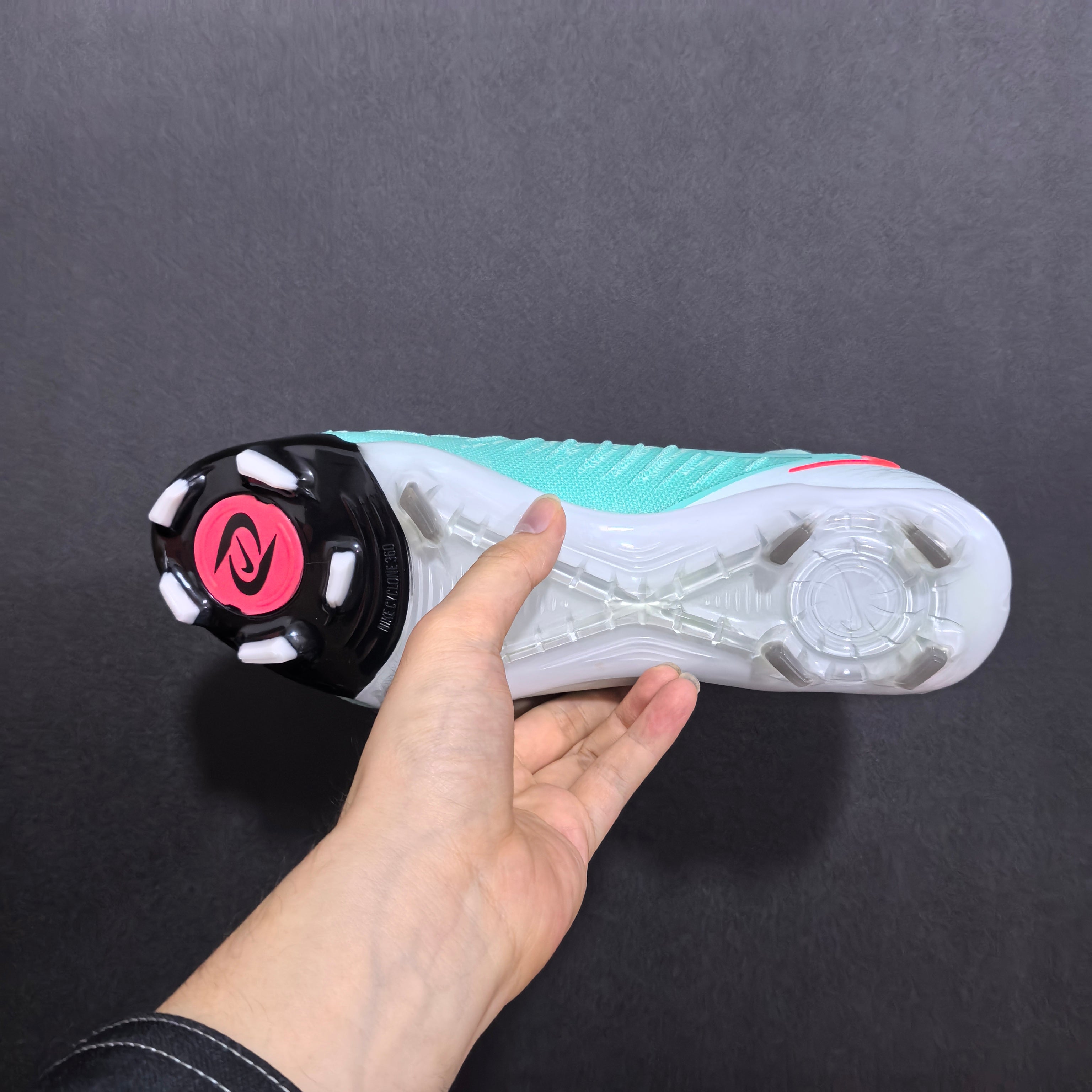 Chuteira Campo Nike Phantom Luna 2 Elite + Brindes