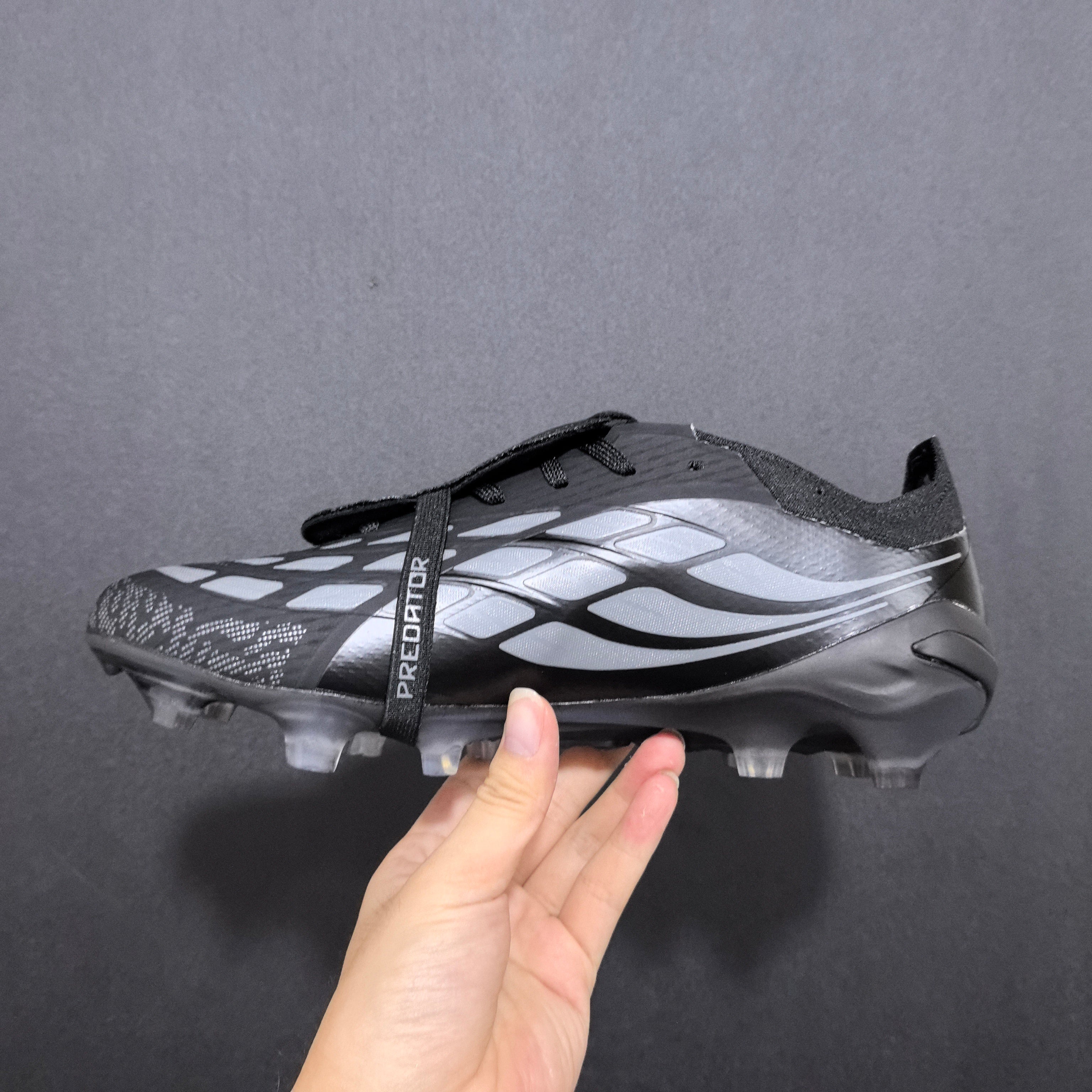 Chuteira Campo Adidas Predator 26 FG Elite + Brindes