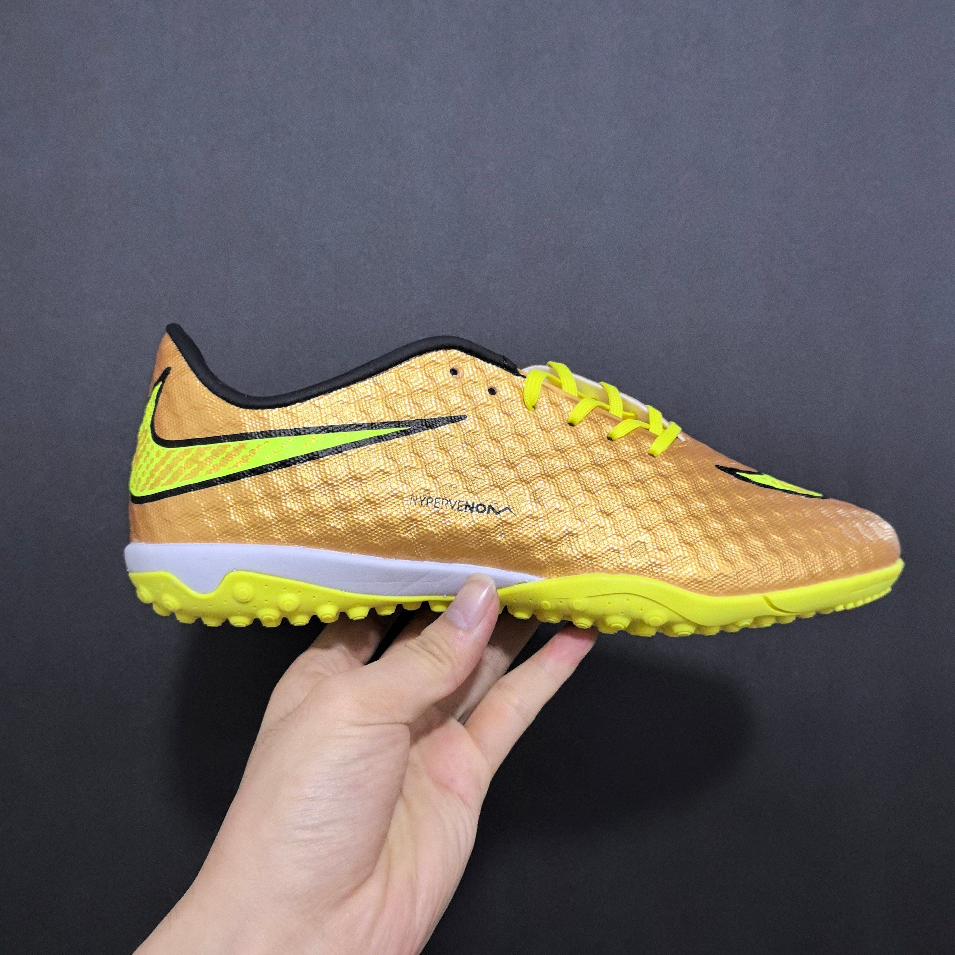 Chuteira Society Nike Hypervenom Phantom I TF Elite + Brindes