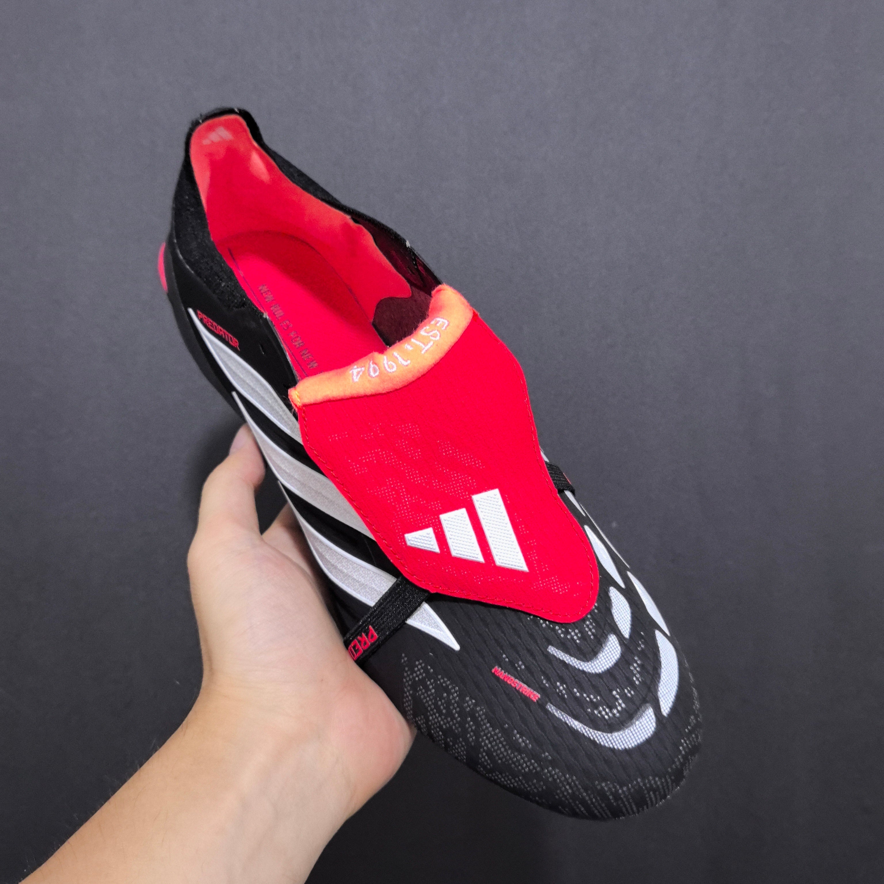 Chuteira Campo Adidas Predator 26 FG Elite + Brindes