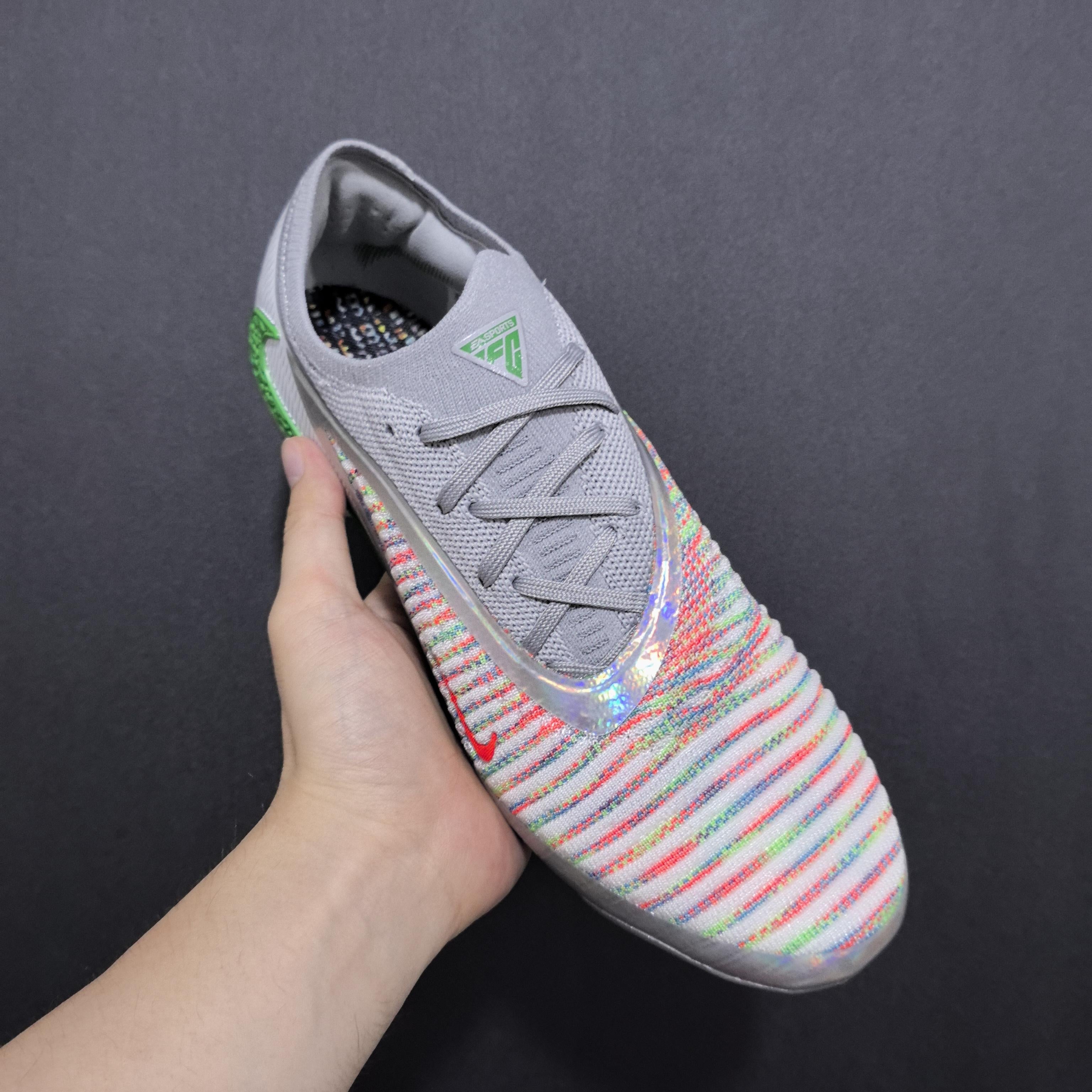 Chuteira Campo Nike Phantom GX 6 FG Elite + Brindes