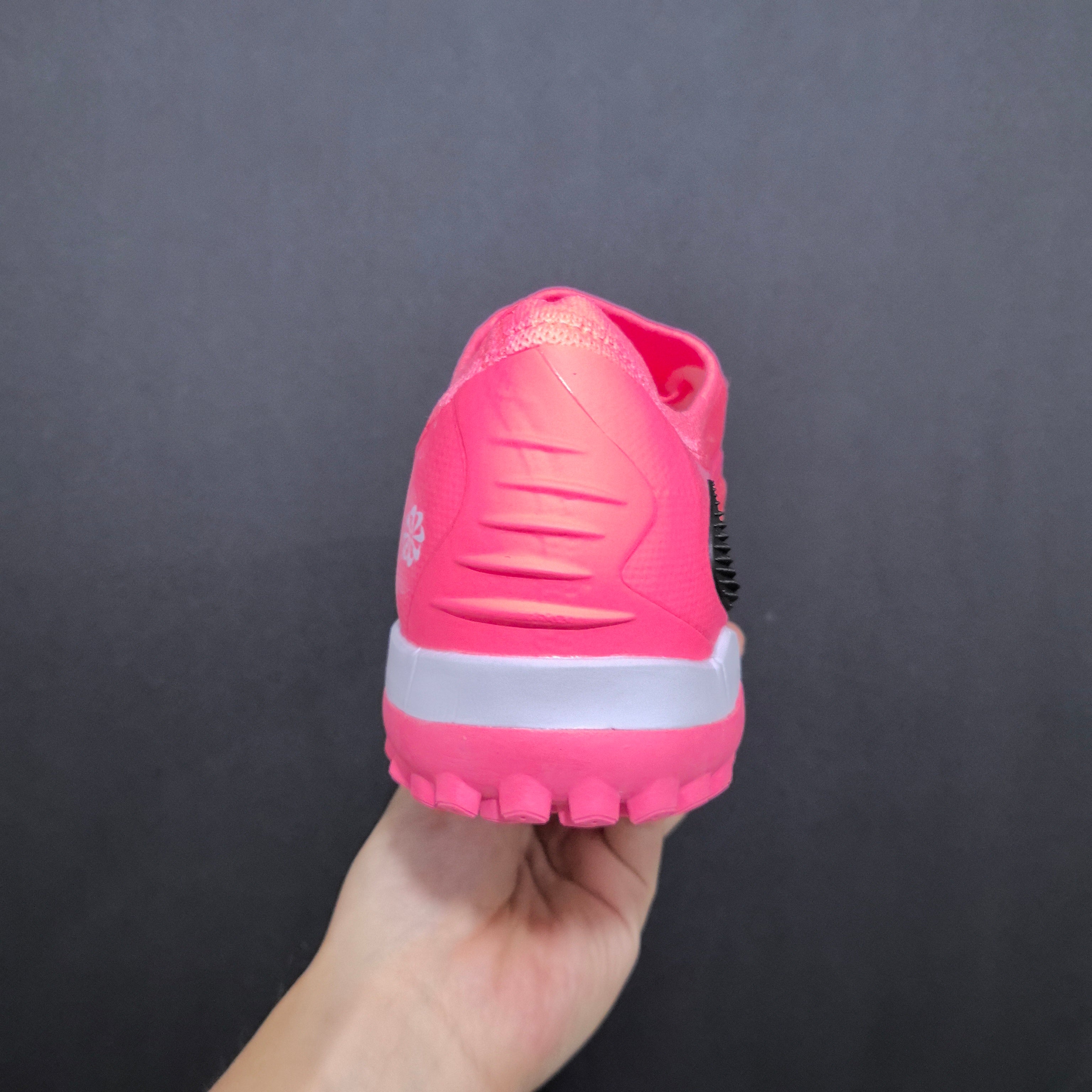 Chuteira Society Nike Phantom GX 6 TF Elite + Brindes