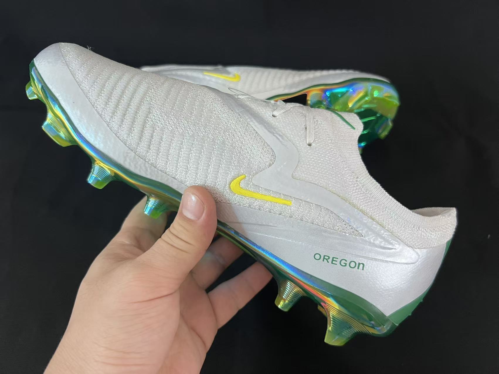 Chuteira Campo Nike Phantom GX 6 FG Elite + Brindes