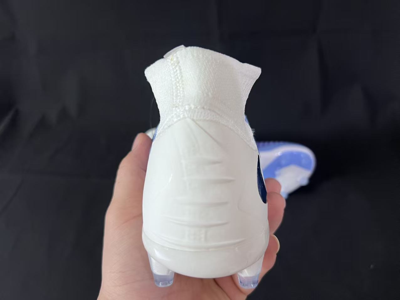 Chuteira Campo Nike Phantom GX 6 AG Elite + Brindes